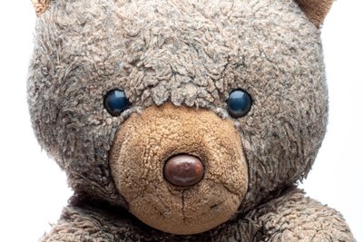 Im Eduard-von-Winterstein-Theater werden plüschige Kuscheltiere gesucht.