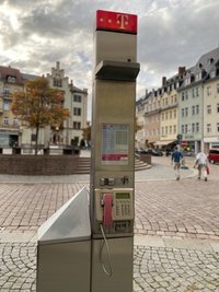 "Fast keine Anrufe" wurden in diesem Jahr von dieser Telefonsäule am Mittweidaer Markt getätigt.