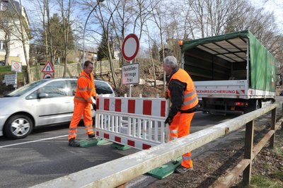 Anfang April ist die Strecke zwischen Falkenau und Oederan gesperrt worden. Nun soll sie eher fertig werden als geplant.