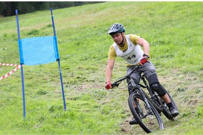 Patrick Donath vom MTB Reichenbach siegte in Erlbach.