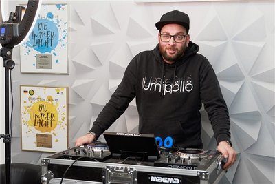 Sebastian Seidel wird im Stereoact-Livestream bis 22 Uhr auflegen. 