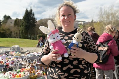 Ivonne Heinz aus Schönheide hat zum Ostermarkt Kreatives präsentiert.