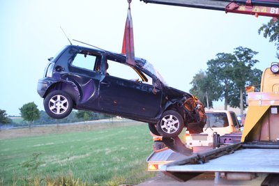 Eine 37-jährige Seat-Fahrerin ist am Freitagabend bei einem Unfall schwer verletzt worden.