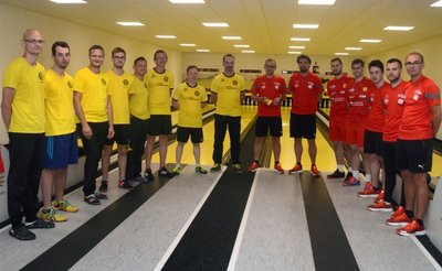 Weltklasse-Niveau: Mit den Bundesliga-Spielern aus Zerbst hatten die Auerbacher Kegler Spitzengegner zu Gast. 