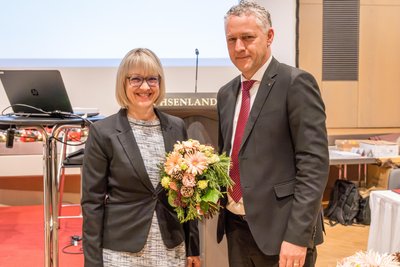 Landrat Carsten Michaelis und neue Leiterin des Gesundheitsamtes, Anja Ullmann.