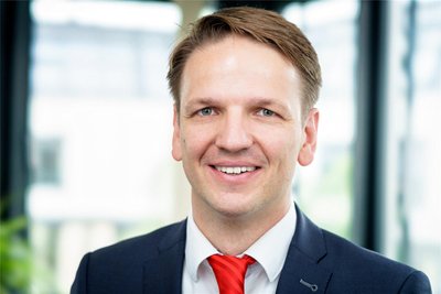 Inzwischen in einstweiligen Ruhestand versetzter Sozialstaatssekretär: Sebastian Vogel (SPD/44).