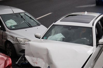 Die Polizei zählte 25 beteiligte Fahrzeuge.