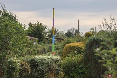 Bunte Esse inmitten grüner Gärten. Foto: