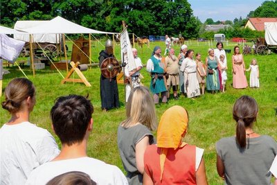 Am Samstag wurde der 29. Besiedlungszug in Sachsenburg eröffnet.