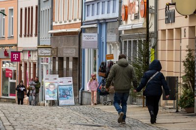 Wie blicken vogtländische Unternehmen auf die Region? Die IHK und der Tourismusverband präsentierten in Auerbach jetzt die Ergebnisse einer gemeinsamen Umfrage.