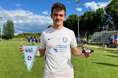 Der am Sonntag in Mosel unterlegene FV Blau-Weiß Hartmannsdorf stellte mit Tom Flechsig den besten Kreisliga-Torschützen der Saison.