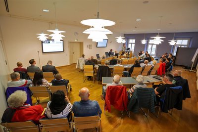 Rund 30 Gäste verfolgten am Dienstagabend die Einwohnerversammlung im Ratssaal.
