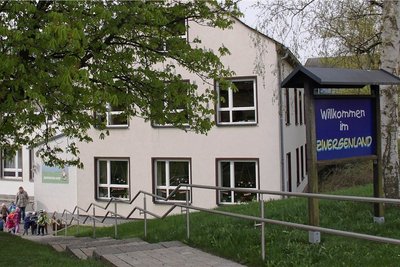 Die Kindertagesstätte Zwergenland in Reuth soll ab April im Inneren saniert werden. 
