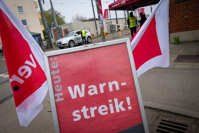 Vielerorts laufen in diesen Tagen Streiks im öffentlichen Nahverkehr.