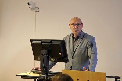 Fachbereichsleiter Andreas Mitschke hat über den Ausbau des Stadtrings informiert.