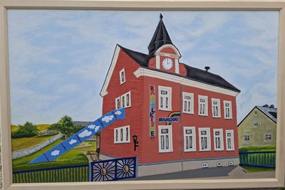 Das Bild ist halb genäht, halb gemalt.