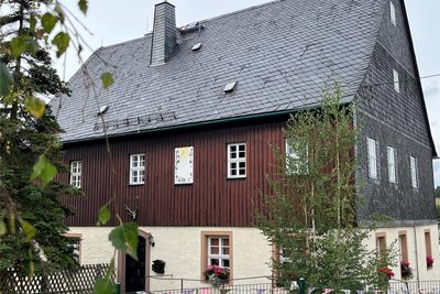 Die Alte Försterei in Börnichen ist vor wenigen Jahren aufwendig saniert worden.