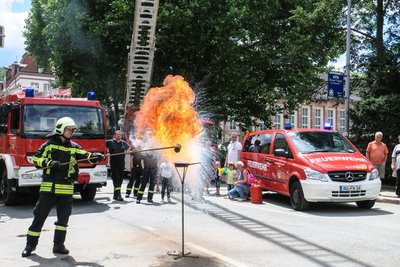 Die Feuerwehr Aue präsentierte sich auf dem Stadtfest in Aue.