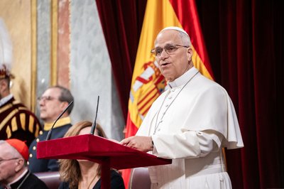 Der Pontifex spricht im spanischen Parlament Klartext.