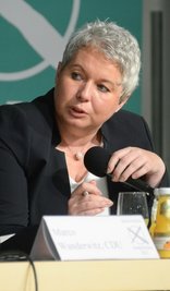 Monique Woiton (FDP) will sich ordentlicher Bildung und Perspektiven für Kinder und Jugendliche widmen.
