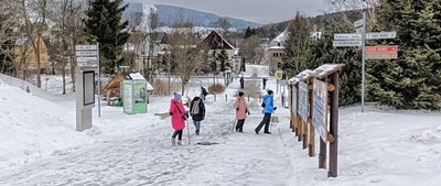 Im Mittelpunkt des Millionenprojekts steht der Grenzübergang für Fußgänger in Oberwiesenthal. Dort soll ein deutsch-tschechischer Eventbereich entstehen. 