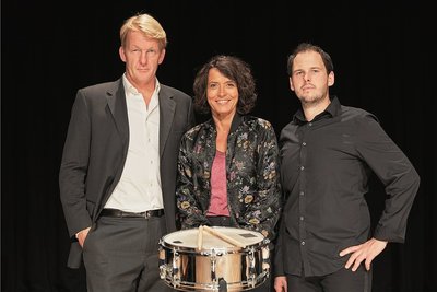 Ulrike Folkerts (Mitte) mit Stefan Weinzierl (rechts) und Clemens von Ramin.