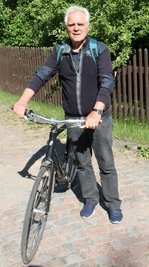 Ralf Trompelt aus Langenhessen ist seit Anfang Juni für den Zensus unterwegs. Bisher hat der 71-Jährige mehr als die Hälfte der ihm zugeteilten Personen befragt.