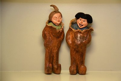 Max und Moritz wurden häufig auch als Figuren dargestellt.