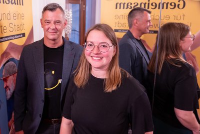 Der Dachverband Stadtmarketing mit Geschäftsführerin Lena Schaller und Daniel Seifert organisiert das 65. Spitzenfest.