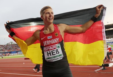 Bisher größter Erfolg für den Chemnitzer: EM-Gold im Dreisprung.