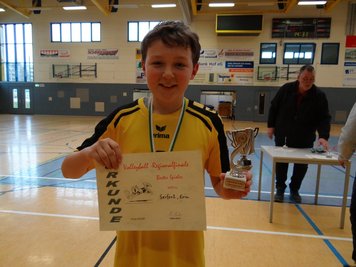Eric Seifert vom Auerbacher Goethe-Gymnasium wurde zum besten Spieler der Wettkampfklasse 4 gewählt.