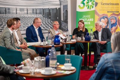 Tobias Kämpf (von links), Thomas Hennig, Steffen Zenner, Thomas Münzer, Lena Schaller und Jürgen Fritzlar stellten das Programm für das 65. Spitzenfest vor.