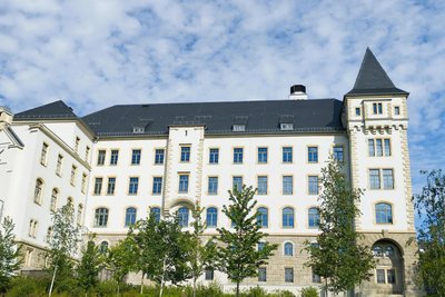 Schmierereien meldet die Polizei im Bereich des Plauener Campus.