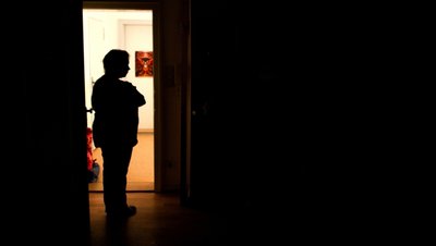 Werden Strom- oder Gasrechnungen trotz Mahnung nicht bezahlt, kann als letztes Mittel die Versorgung eingestellt werden. Der Sperrkassierer blockiert dann die Leitungen. 
