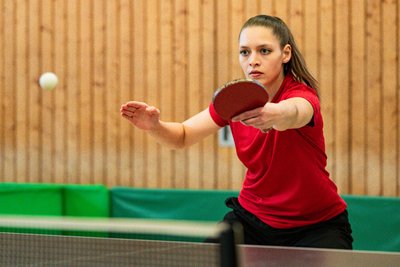 Konzentriert: Alexandra Uhlig, die Nummer 1 der Saxonia-Damen, holte am Samstag insgesamt 5 Punkte.