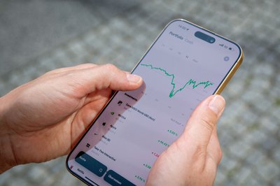 Viele Positionen, wenig Mischung? Entscheidend ist nicht die Anzahl der Titel im Depot, sondern die Zusammensetzung – ein weltweit streuender ETF kann schon reichen.
