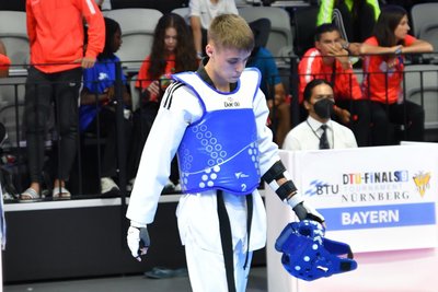 Weil ihm Fußball damals „keinen Spaß“ gemacht hat, entschied sich Jonas Kretzschmar mit fünf Jahren für die koreanische Kampfkunst Taekwondo.