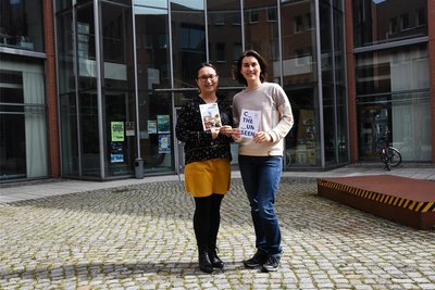 Bei der touristischen Vermarktung arbeiten Marika Fischer vom Tourismusverband und Frizzi Seltmann von der Kulturhauptstadt gGmbH (von links) eng zusammen.