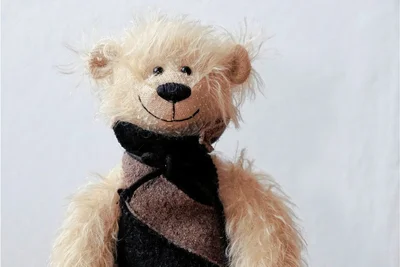 Teddy Tami in moderner Gestalt aus dem Hause Steiner.