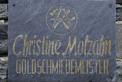 Goldschmied statt Goldschmiedin - zu DDR-Zeiten war Gendern nicht üblich.