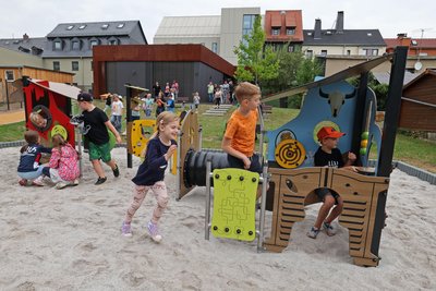 Die kleine Westernstadt wurde sofort in Besitz genommen.