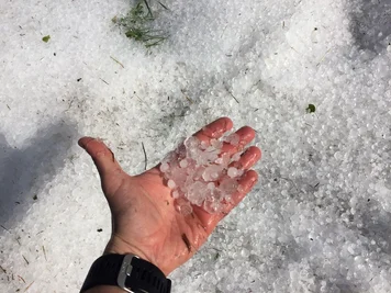 Ein heftiges Unwetter bildete sich am Mittwochnachmittag und zog über den Landkreis Mittelsachsen hinweg.