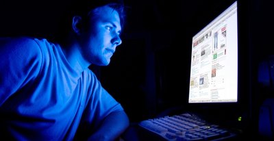 Der Computer und das Internet können zur Sucht werden. Therapeuten bekommen auf diesem Gebiet immer mehr zu tun.