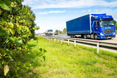 Die A 4 bei Berbersdorf: Auch hier sollten Schäden an Schutzplanken instandgesetzt werden.