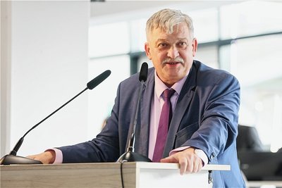 Der Oberbürgermeister von Aue-Bad Schlema: Heinrich Kohl. 