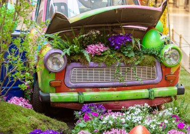 Die Osterdeko in der Plauener Stadt-Galerie ist ein Hingucker. Am Samstag lädt die Innenstadt zum Einkaufsbummel ein. 