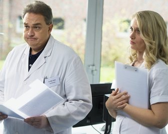 Judith Bonesky spielt in ihrem Film "Gut zu Vögeln" eine kleine Gastrolle an der Seite von Komiker Oliver Kalkofe.