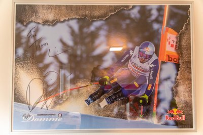 Das Vorbild von Tim Sander Heinze ist Skirennläufer Dominik Paris. Ein Poster mit Widmung hängt im Zimmer des Erzgebirgers. Auch getroffen hat er den Italiener bereits.