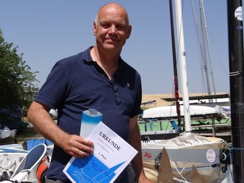 Ulf-Peter Pestel von der SSG Mylau siegte bei den Pirker Finntagen des TSV Oelsnitz souverän. 