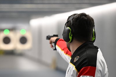 Die Anzahl der registrierten Waffenbesitzer ist in Mittelsachsen gestiegen.